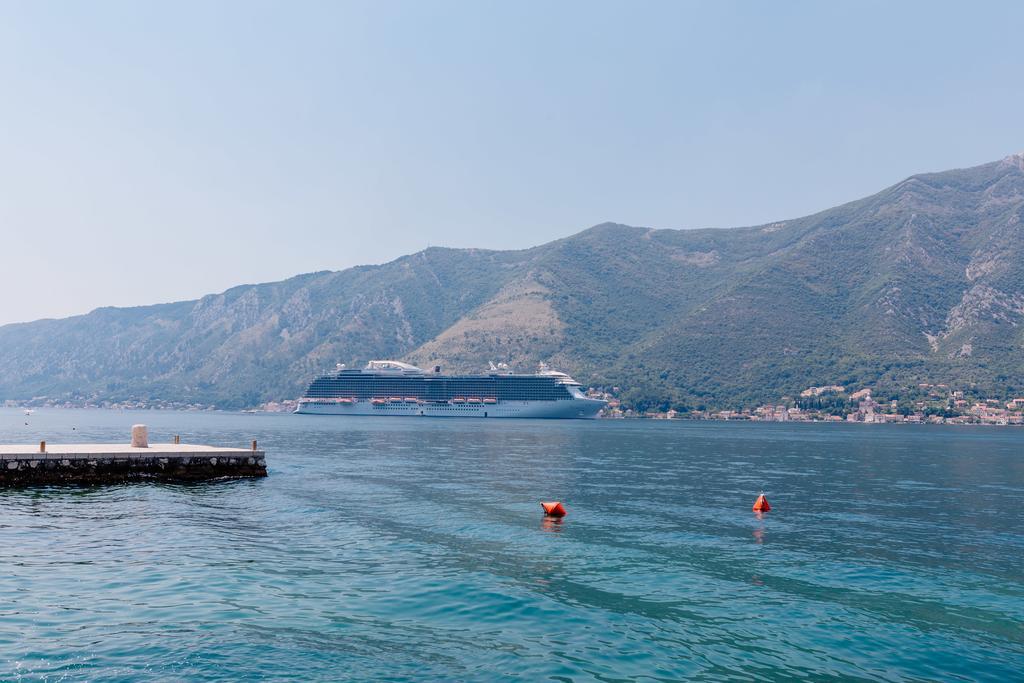 Celine'S Place By The Sea Kotor Exterior foto